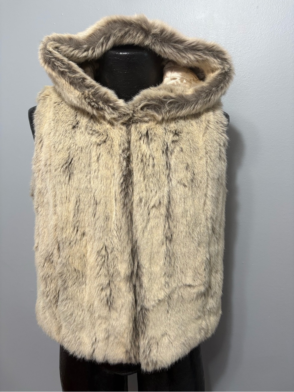 Lauren Ralph Lauren Quilted Satin-Lined Faux Fur Hooded Vest in Beige